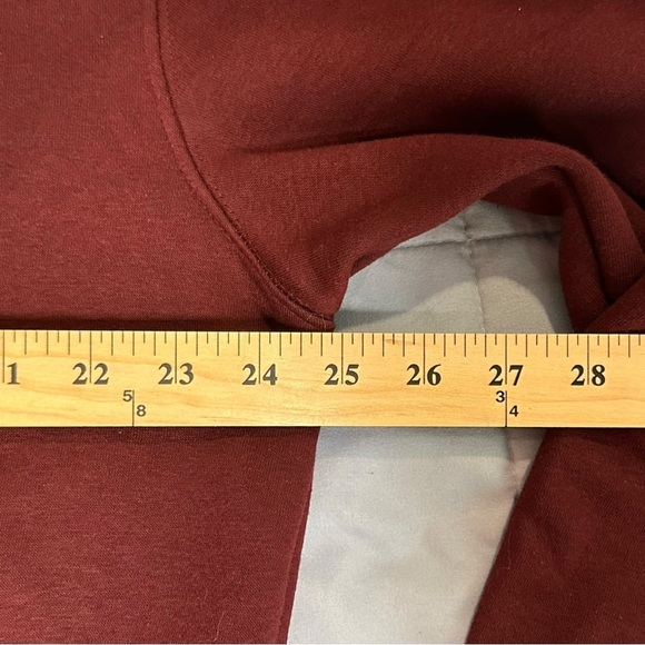 WEWOREWHAT Women’s Sweatshirt, Burgundy, New W/Tags Size Medium. Nice! - Picture 6 of 13